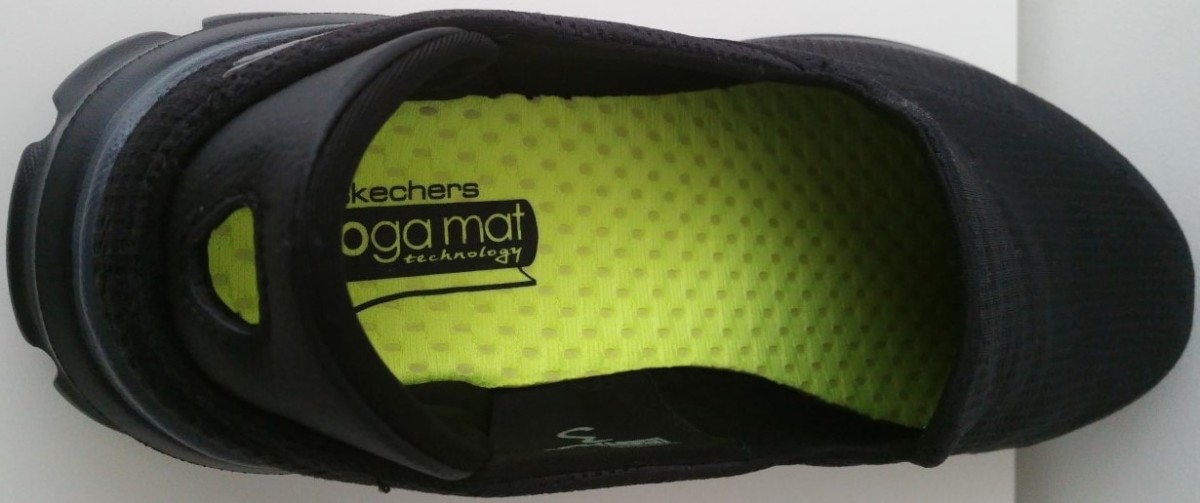 SKECHERS GOWALK 3 Top