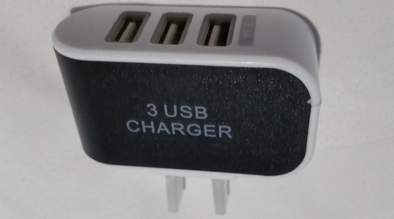 3 Port USB Charger 100B